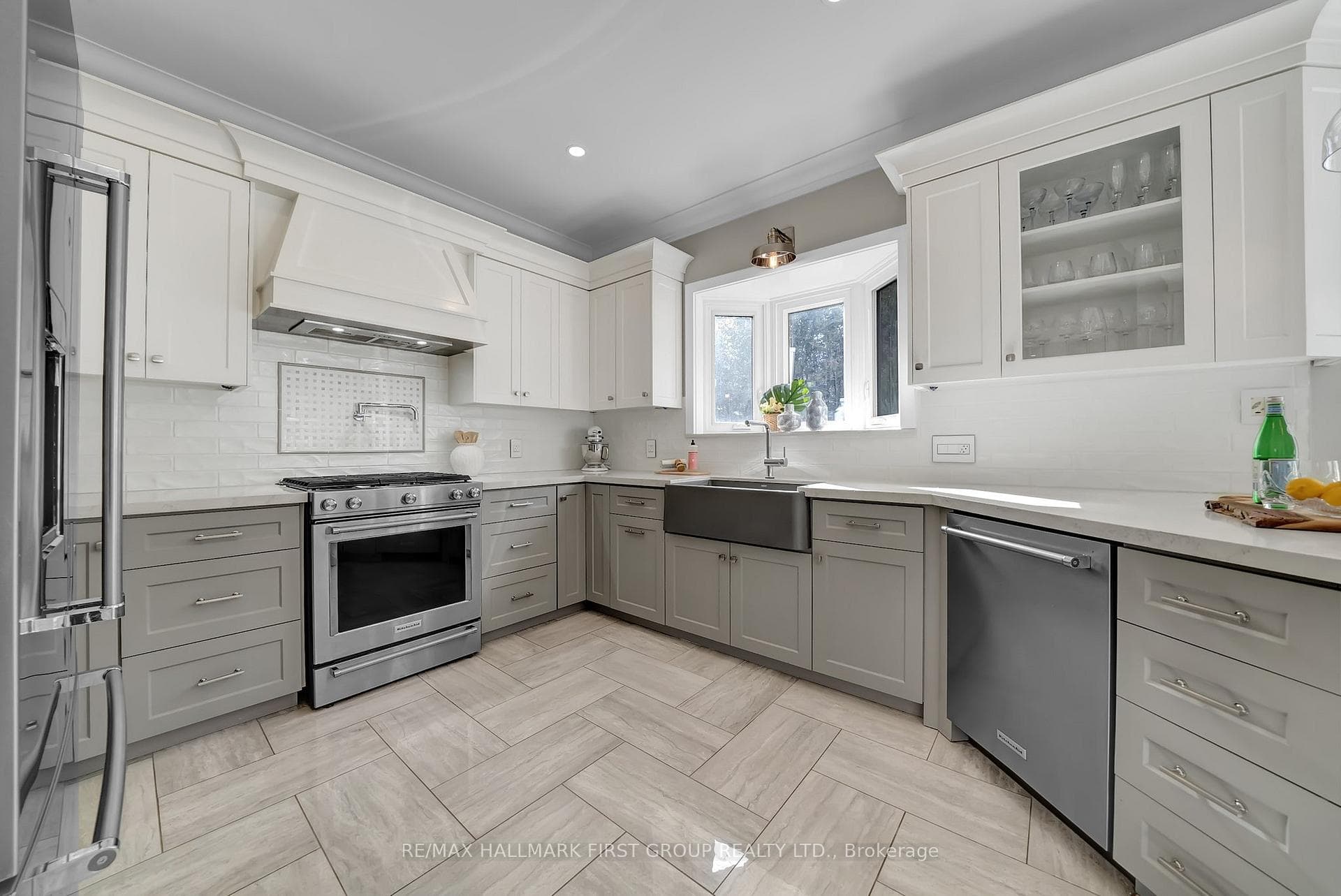 47 Pebblebrook Crescent photo 10