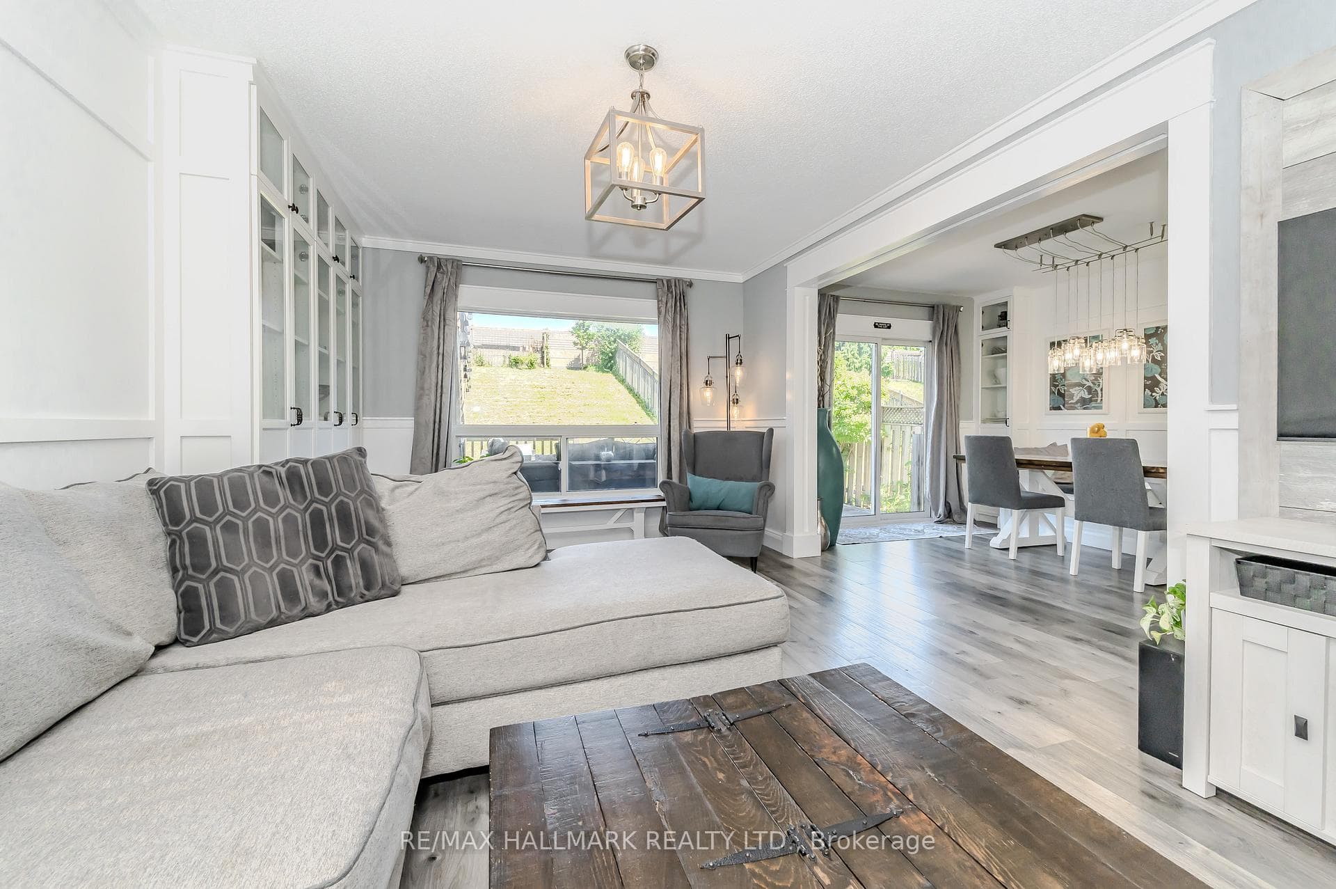 71 Newport Drive photo 13
