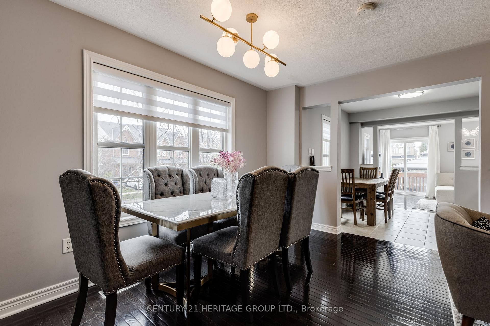 117 Four Seasons Crescent photo 8