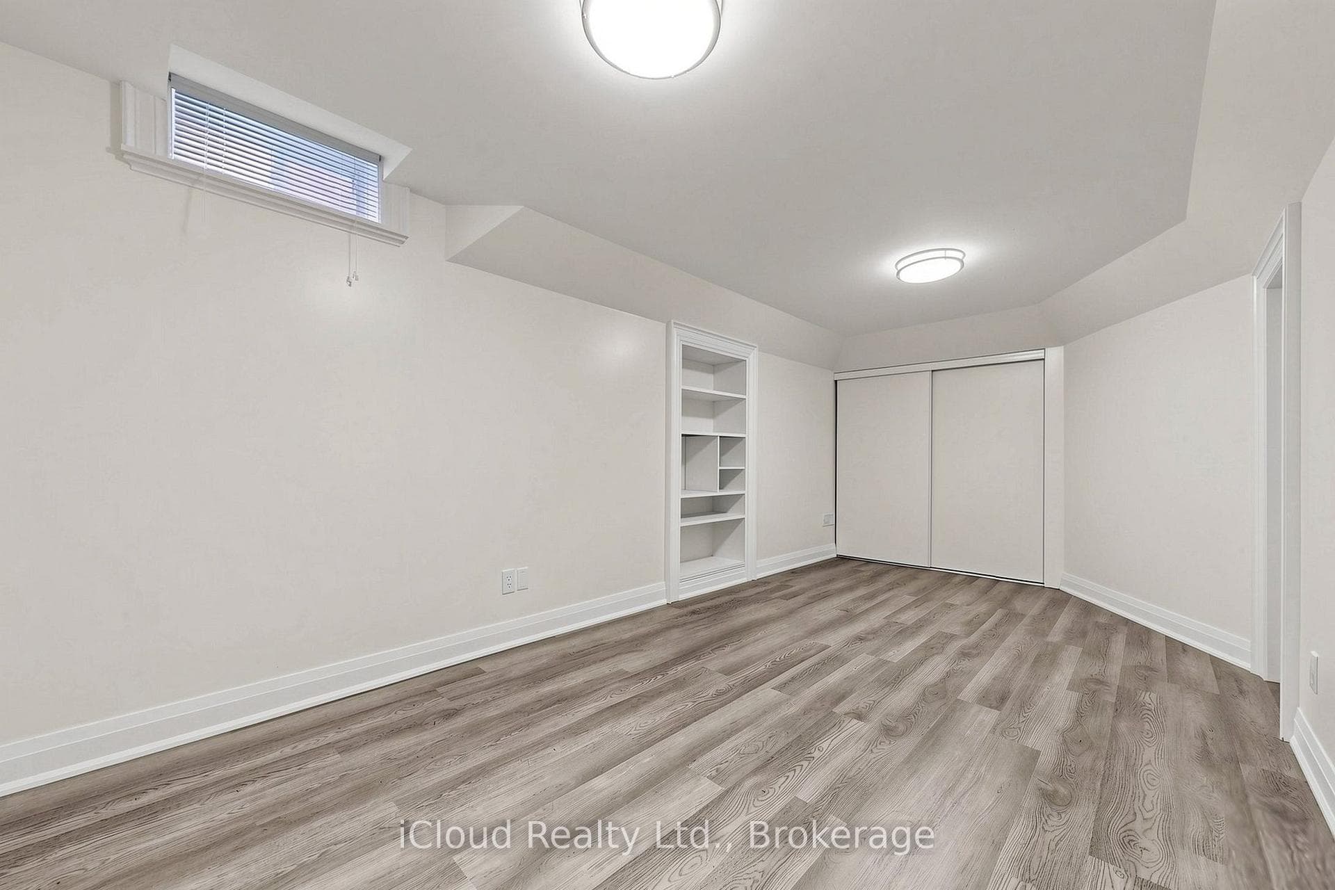 15 San Marko Place photo 32
