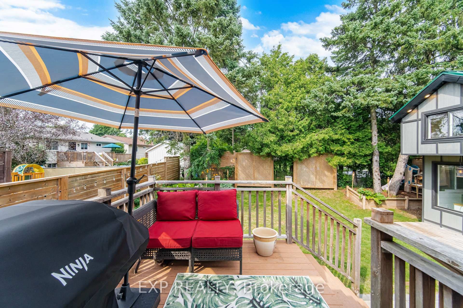127 Acton Boulevard photo 34