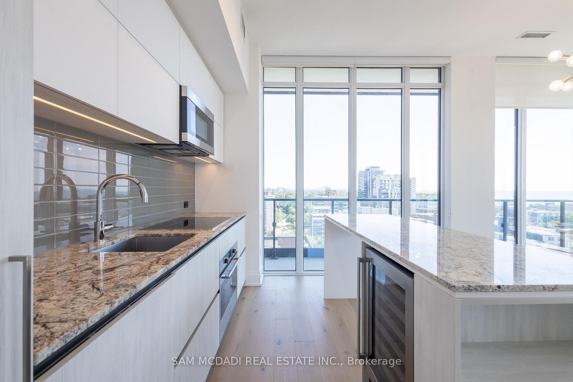 21 Park Street Unit 1602 photo 12