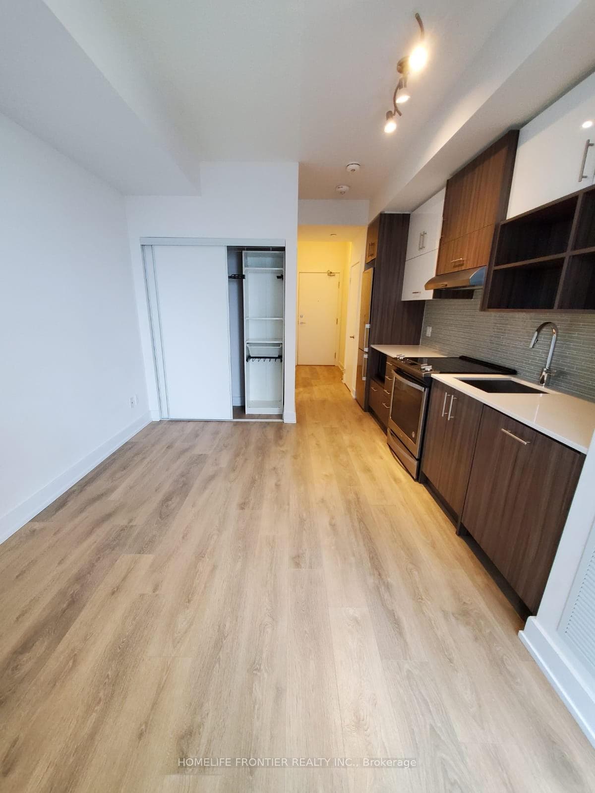 128 Fairview Mall Drive Unit 1209 photo 8