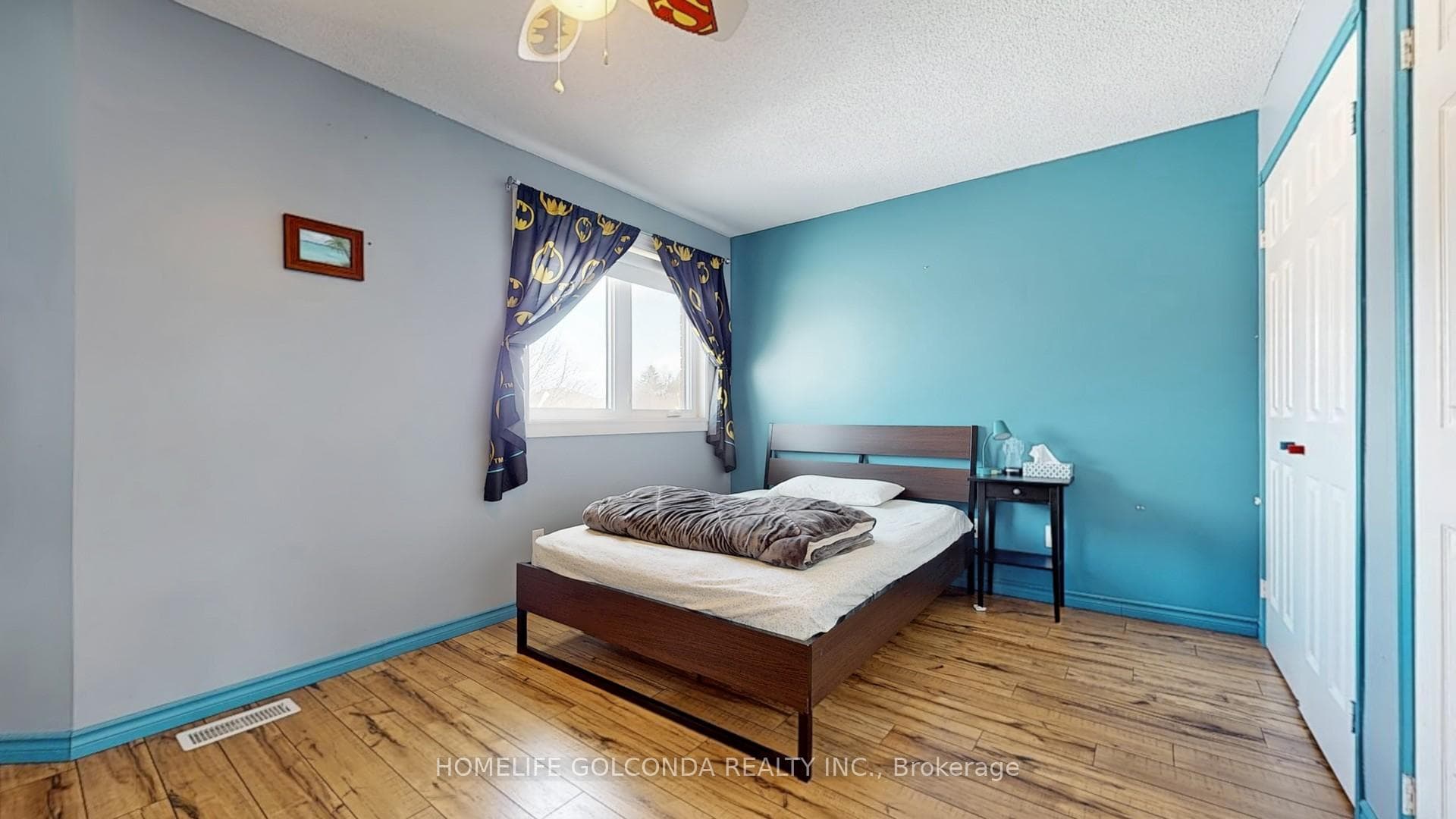 39 Etherington Crescent photo 31