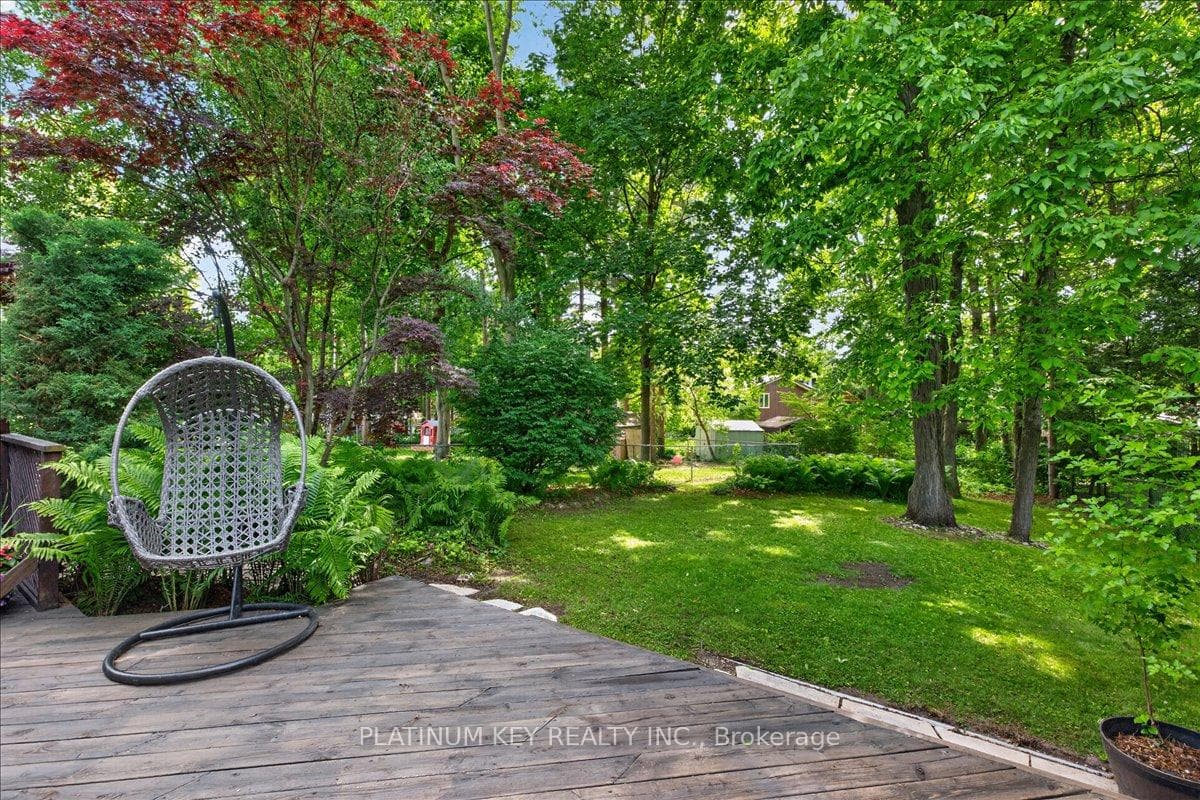 176 Dearborn Avenue photo 30