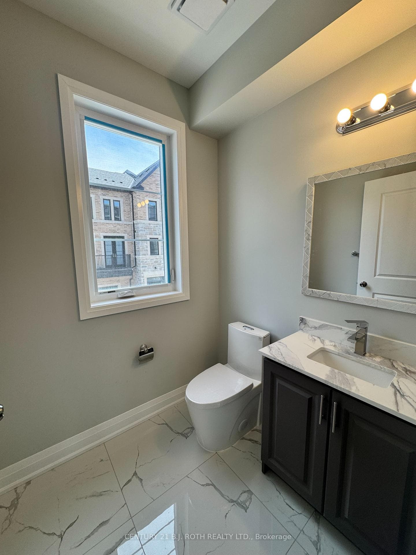 260 Eagle Street Unit 12 photo 16