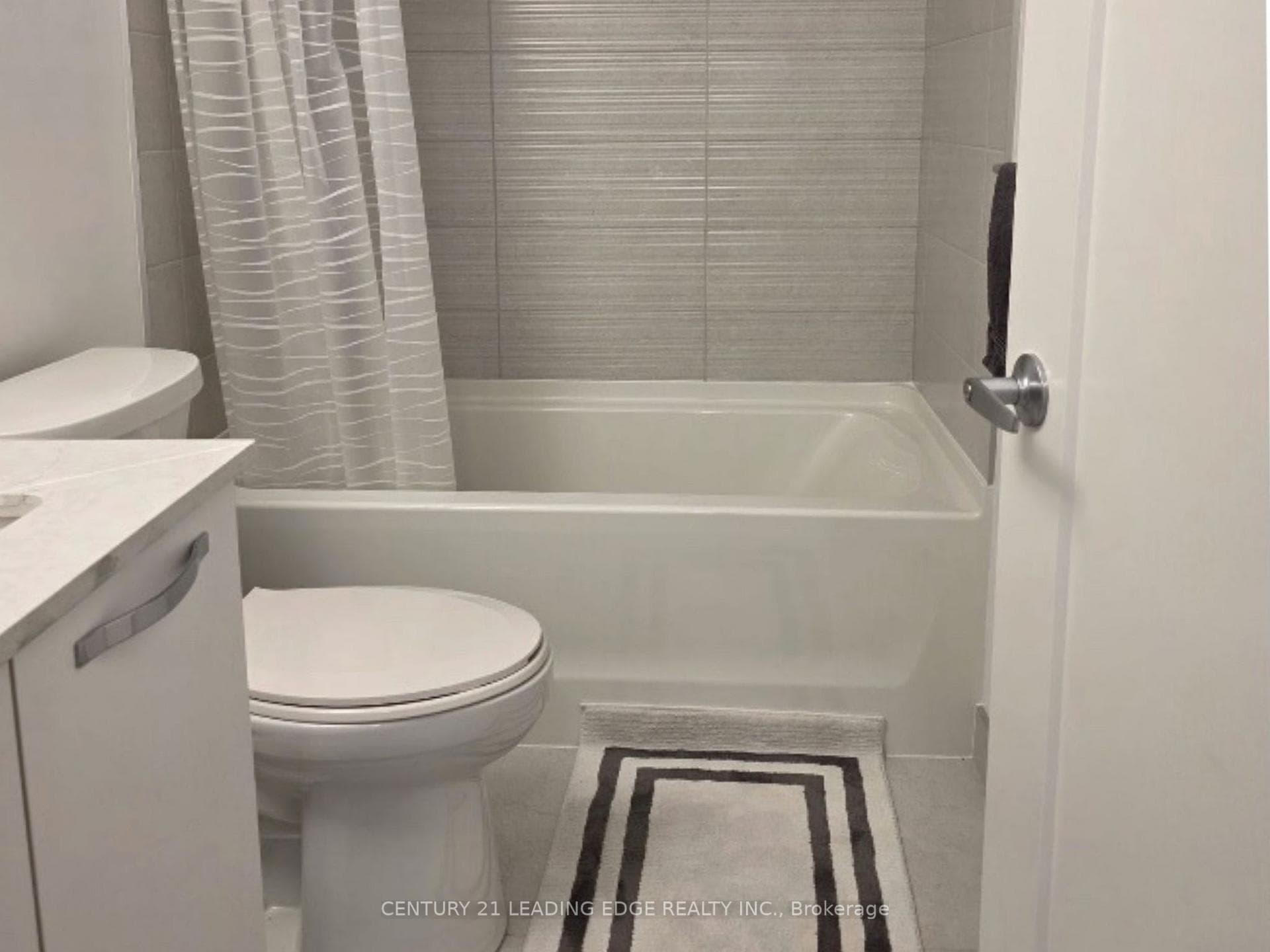 75 James Street Unit 1303 photo 7