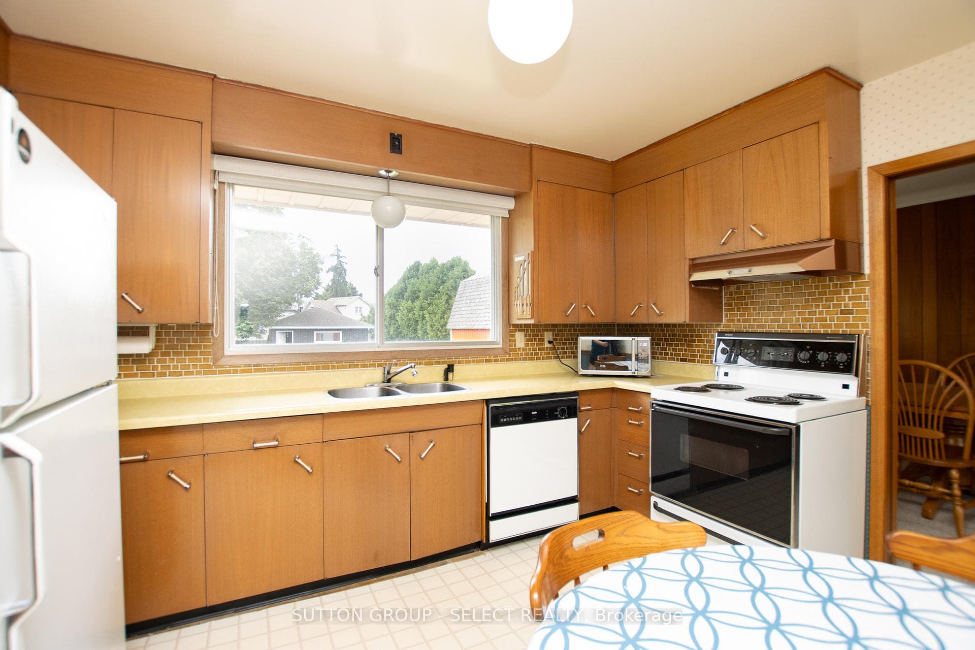 9 Sunray Avenue photo 13