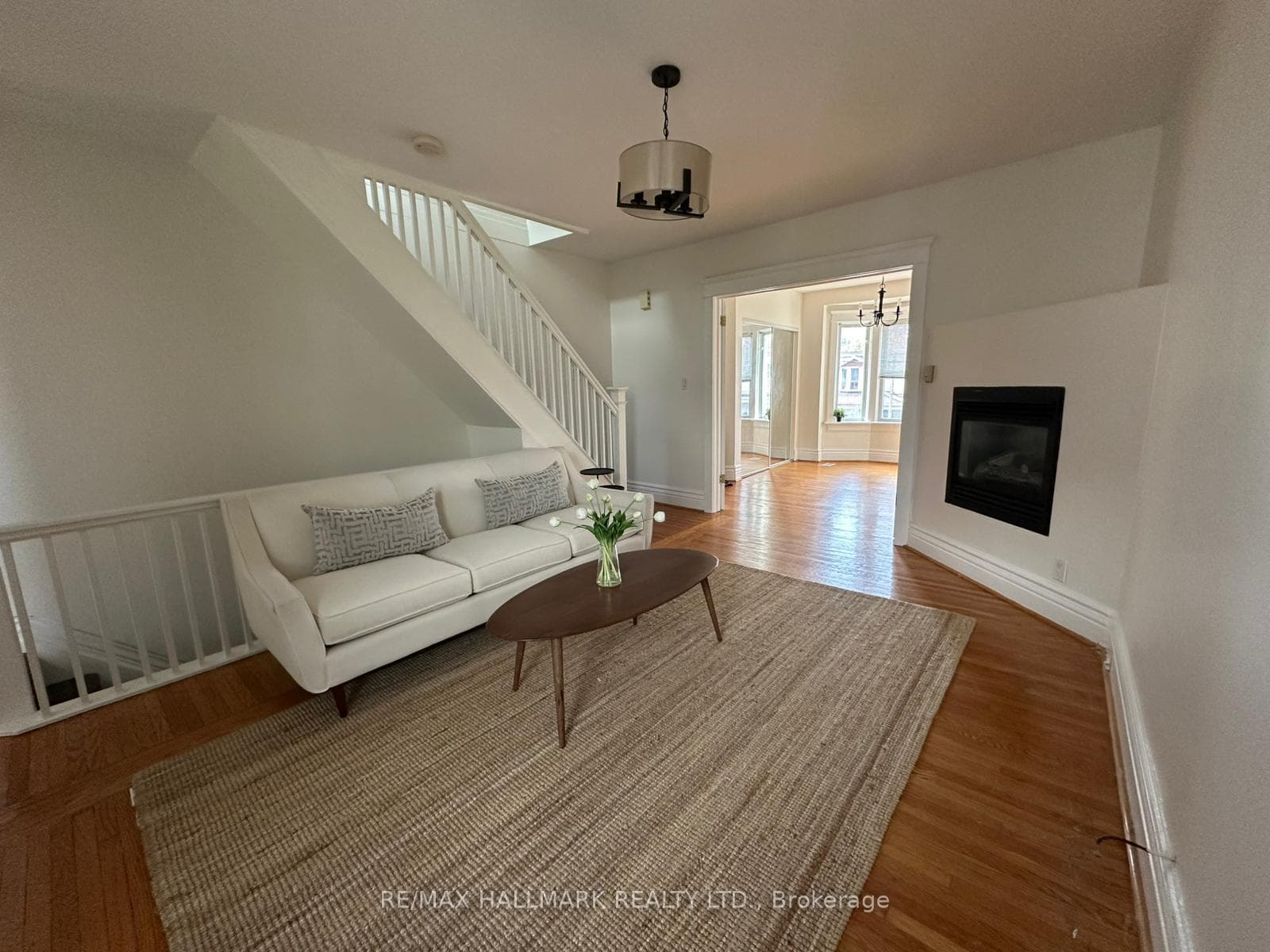 571 Pape Avenue Unit 2 photo 10