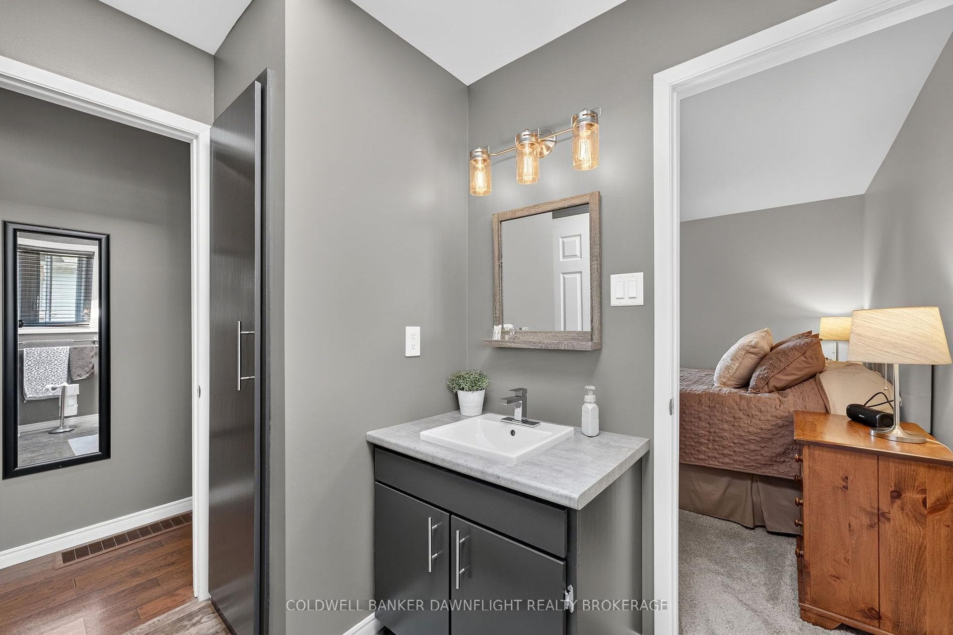 62 George Street photo 23