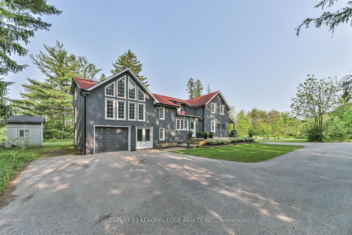 5845 Aurora Road photo 2