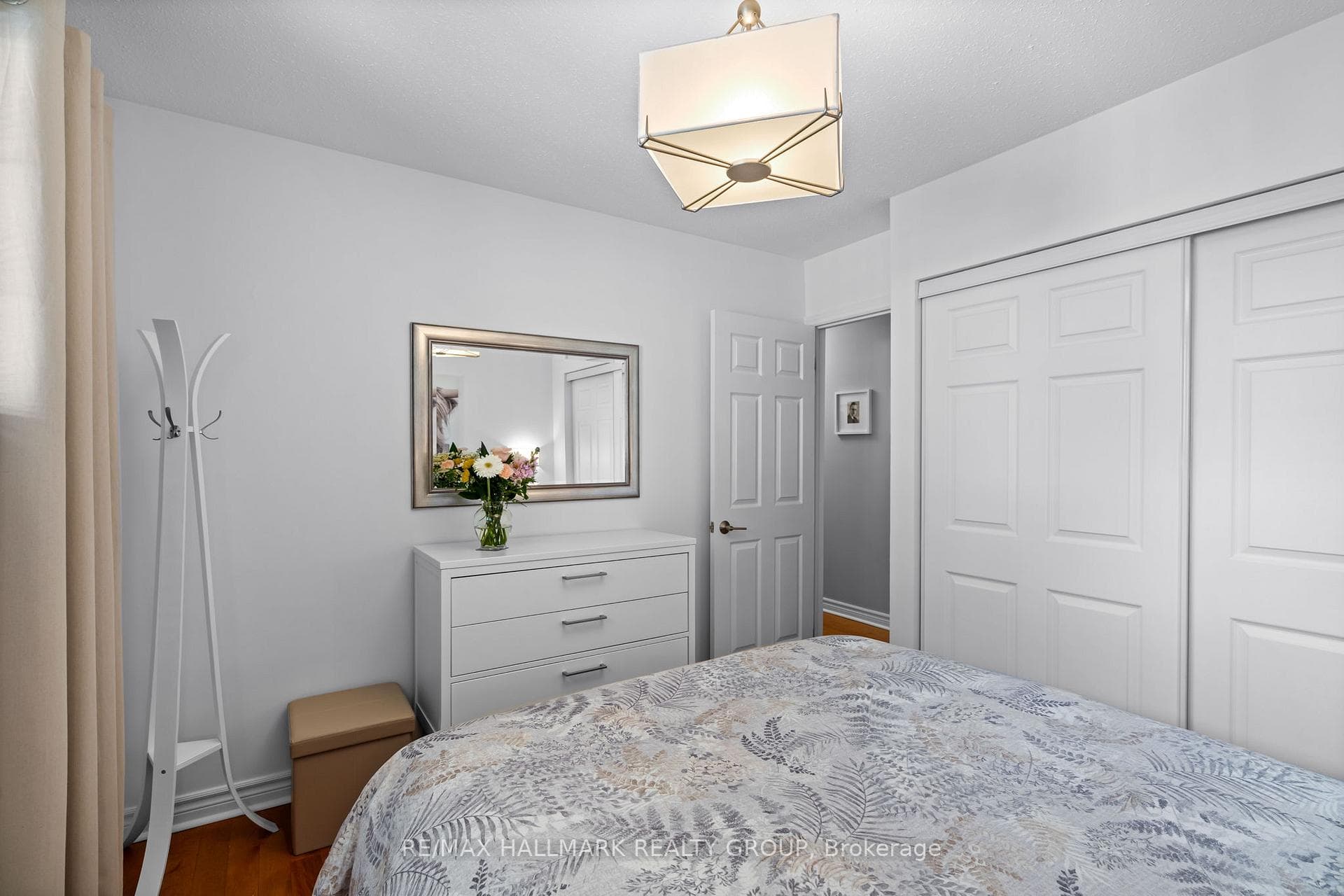 2140 Blue Jay Crescent photo 17