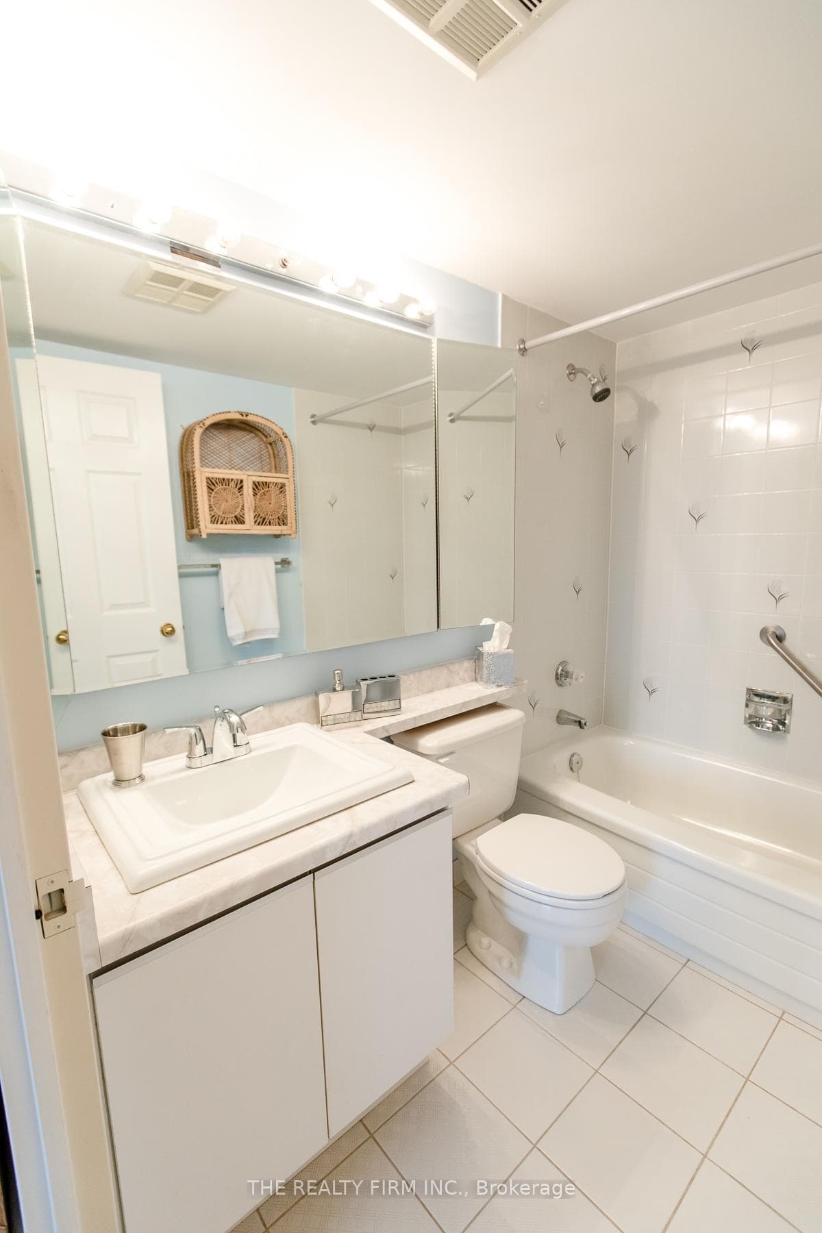 Main Bath