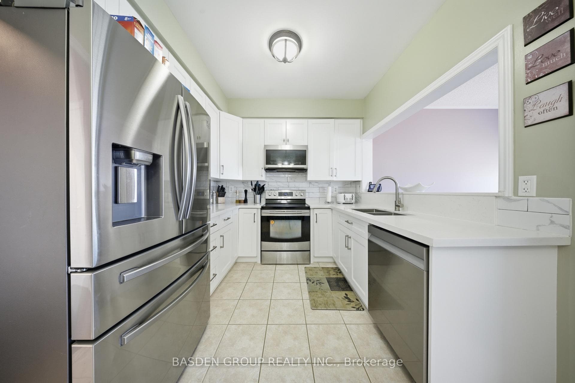 101 Eastview Gate photo 27