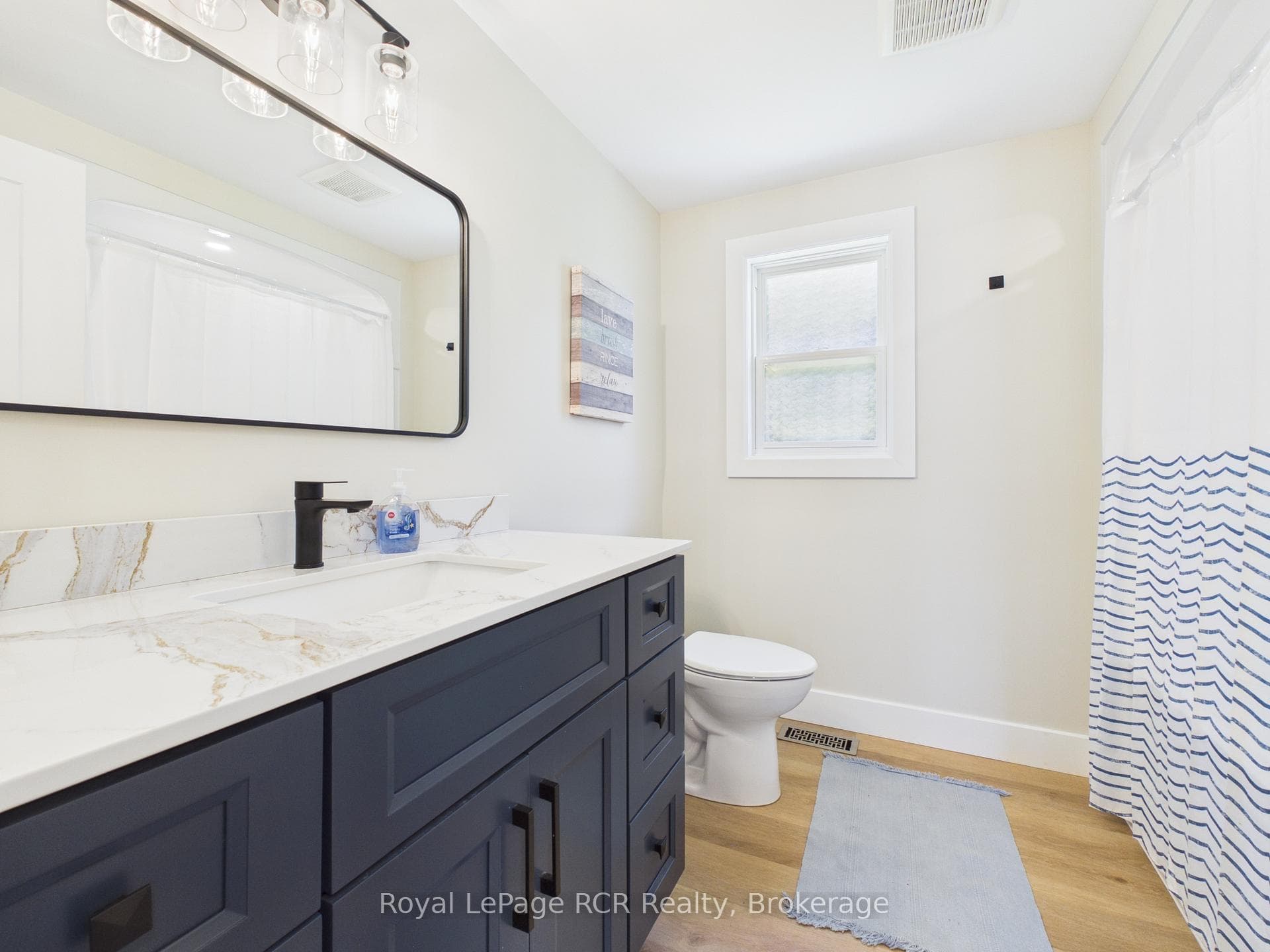 25 Inverlyn Crescent photo 18
