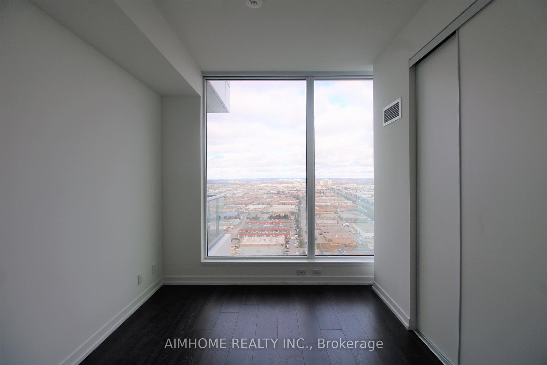 950 Portage Parkway Unit 3702 photo 11