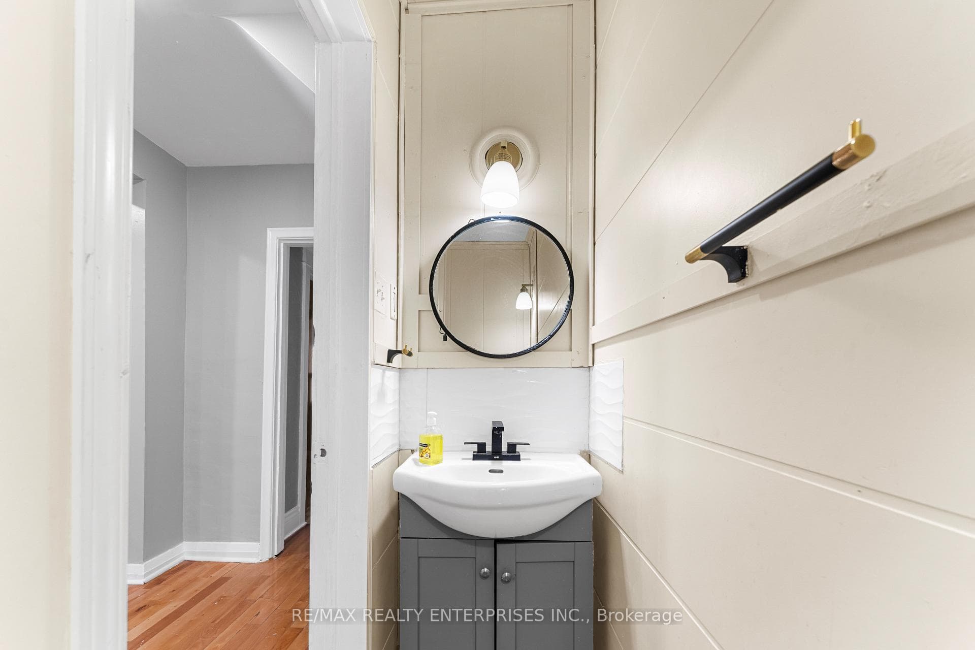 43 Gage Avenue Unit UPPER photo 6