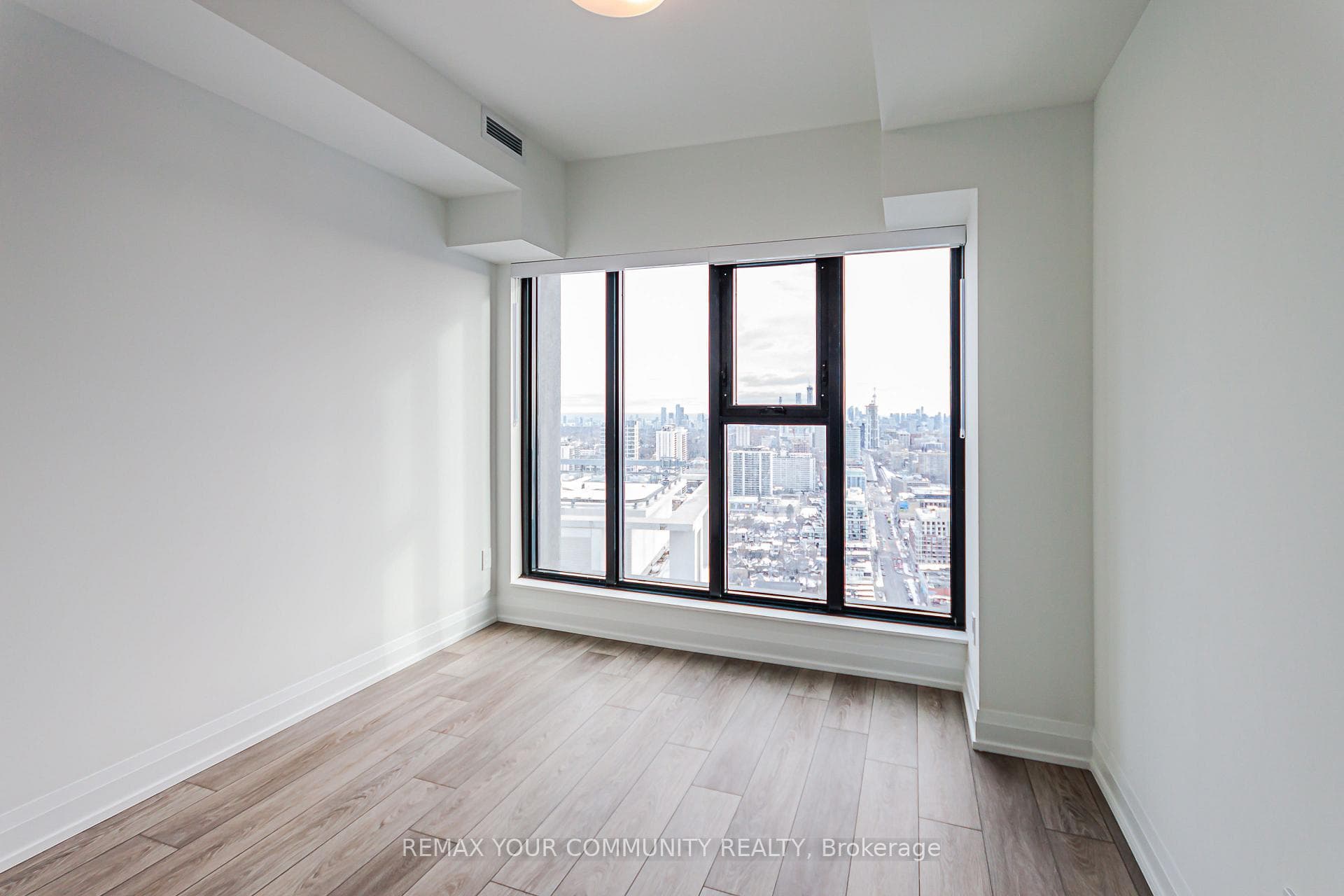 20 Soudan Avenue Unit 3407 photo 18