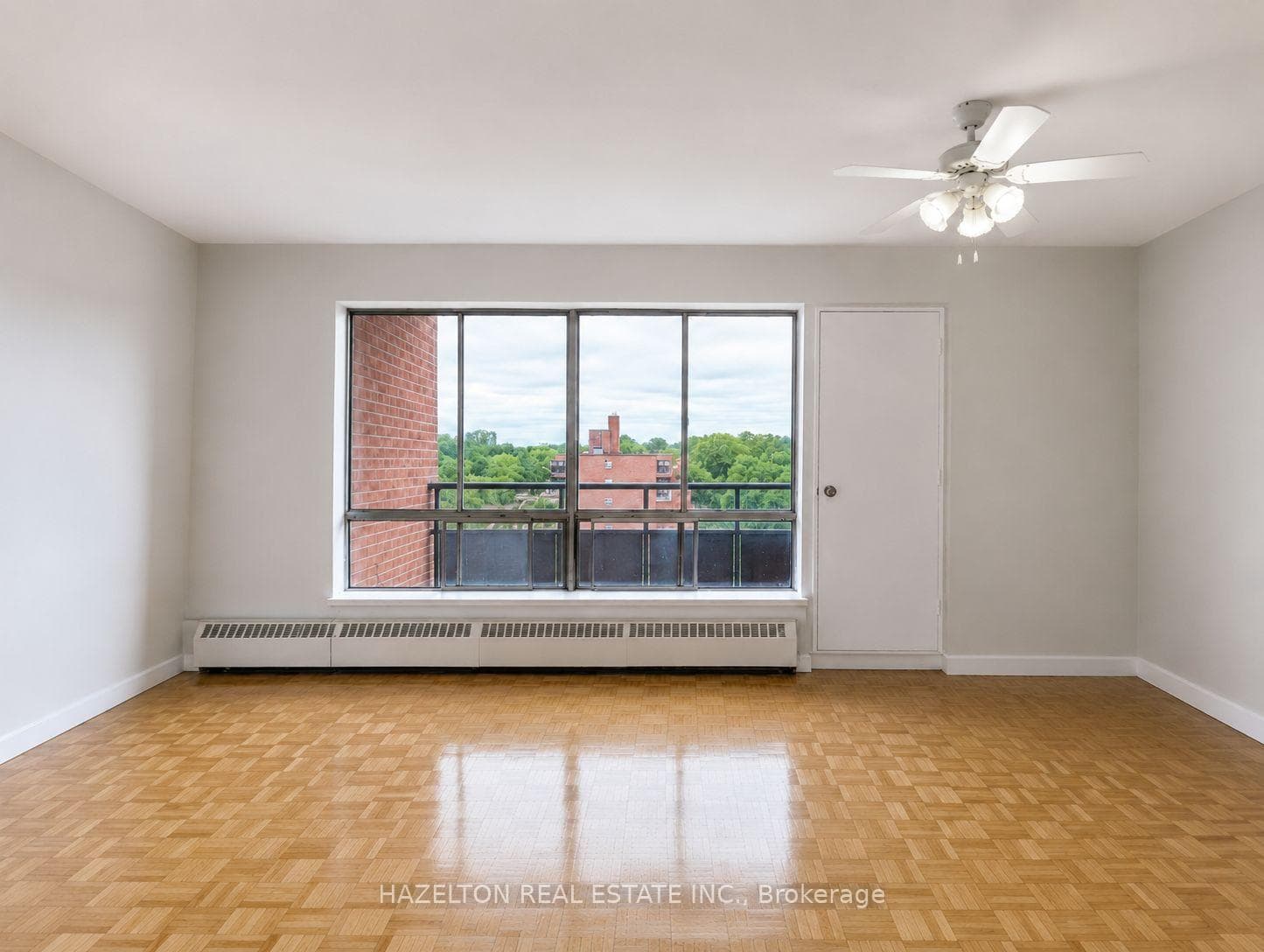 1665 Bloor Street Unit 707 photo 2