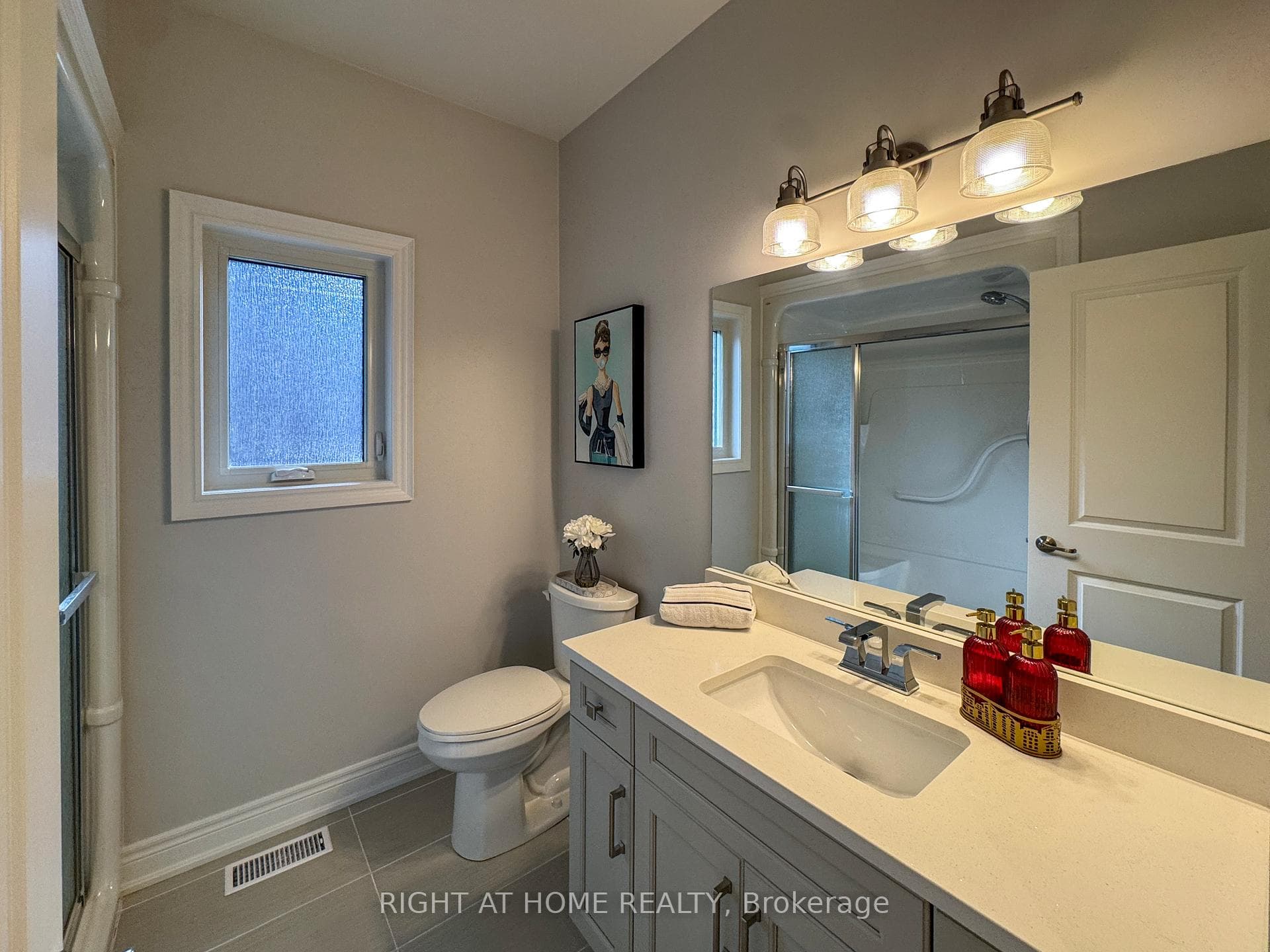 85 Mackenzie King Avenue photo 31
