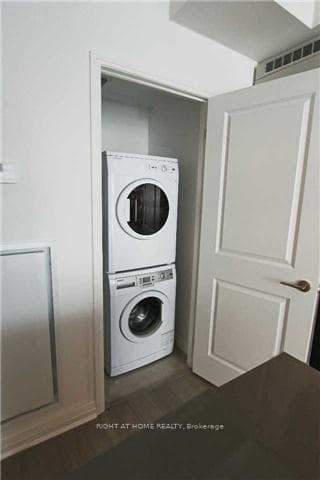 8 Mercer Street Unit 1903 photo 11