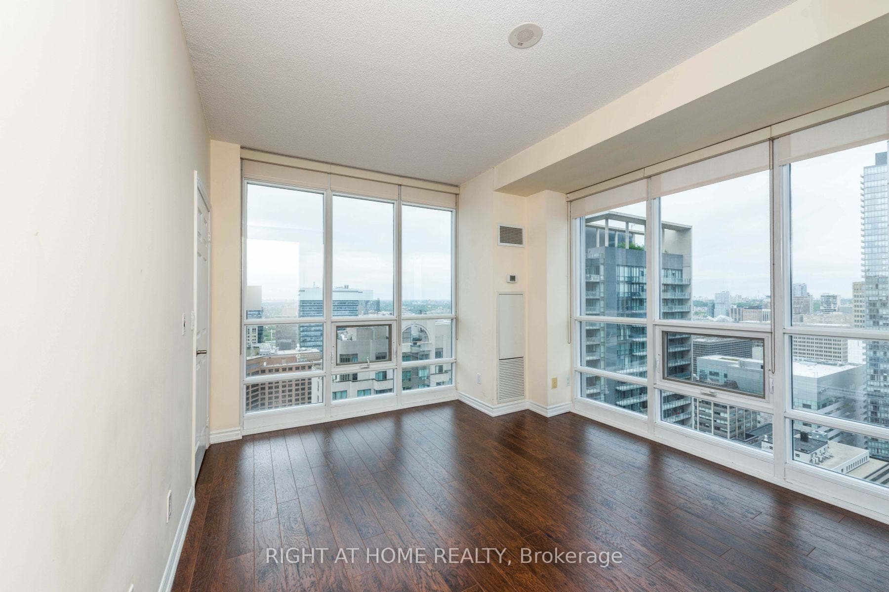 761 Bay Street Unit 3211 photo 39