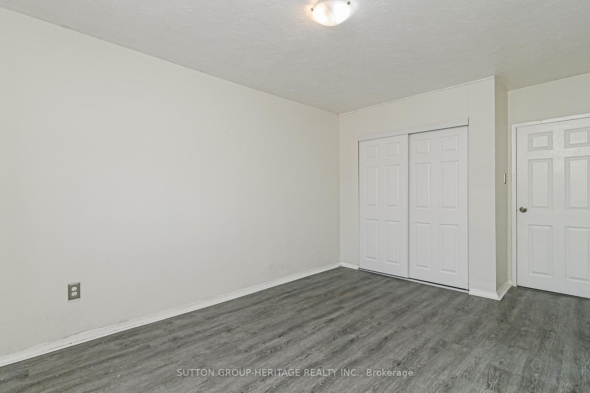 2245 Eglinton Avenue Unit 605 photo 19