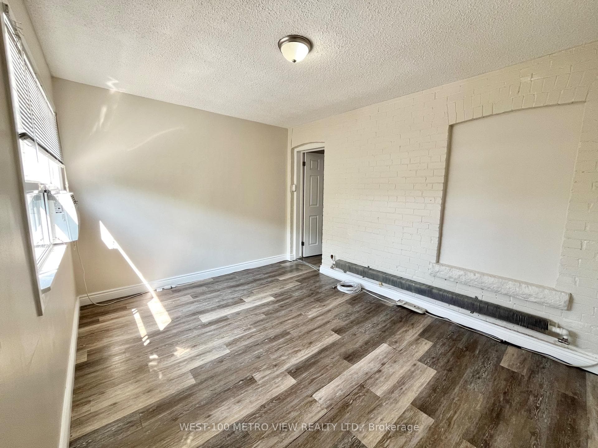1321 Dundas Street Unit 3rd Fl photo 6