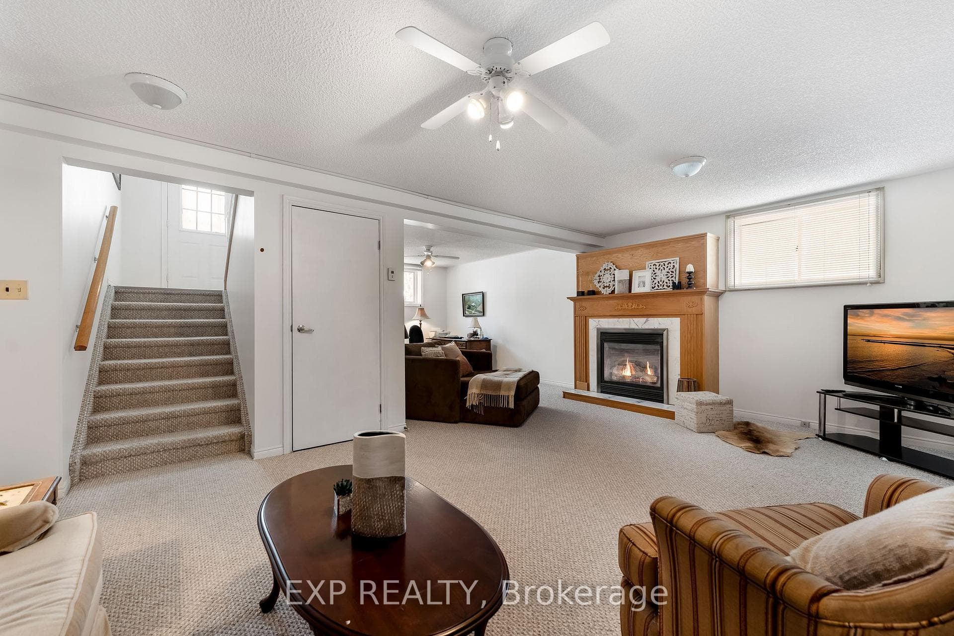 34 BUTLER Street photo 27