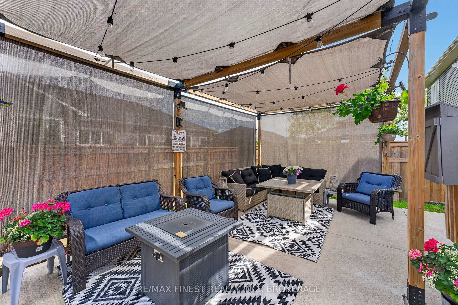 119 Champagne Crescent photo 23