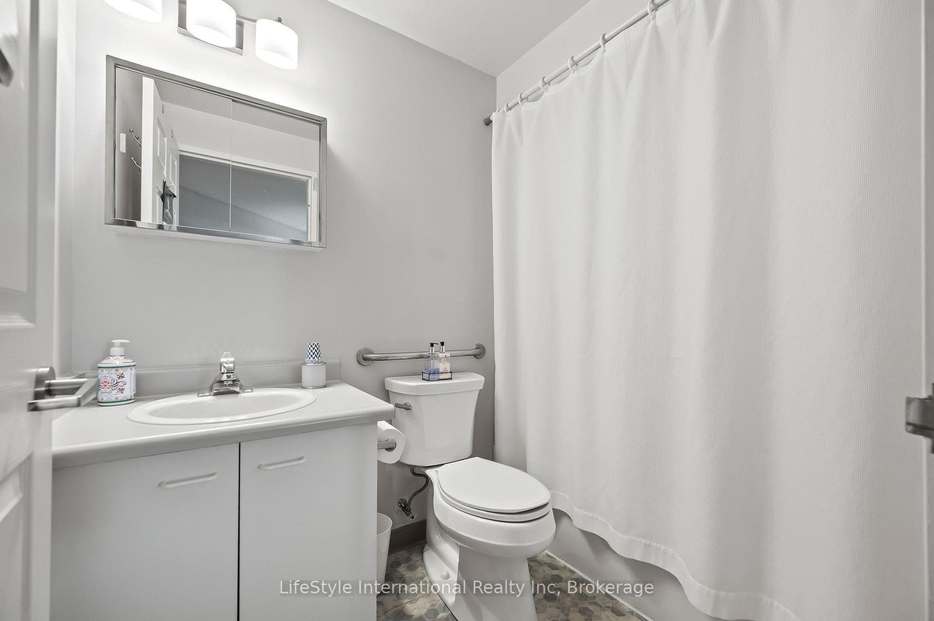 208 Silvercreek Parkway Unit 210 photo 49