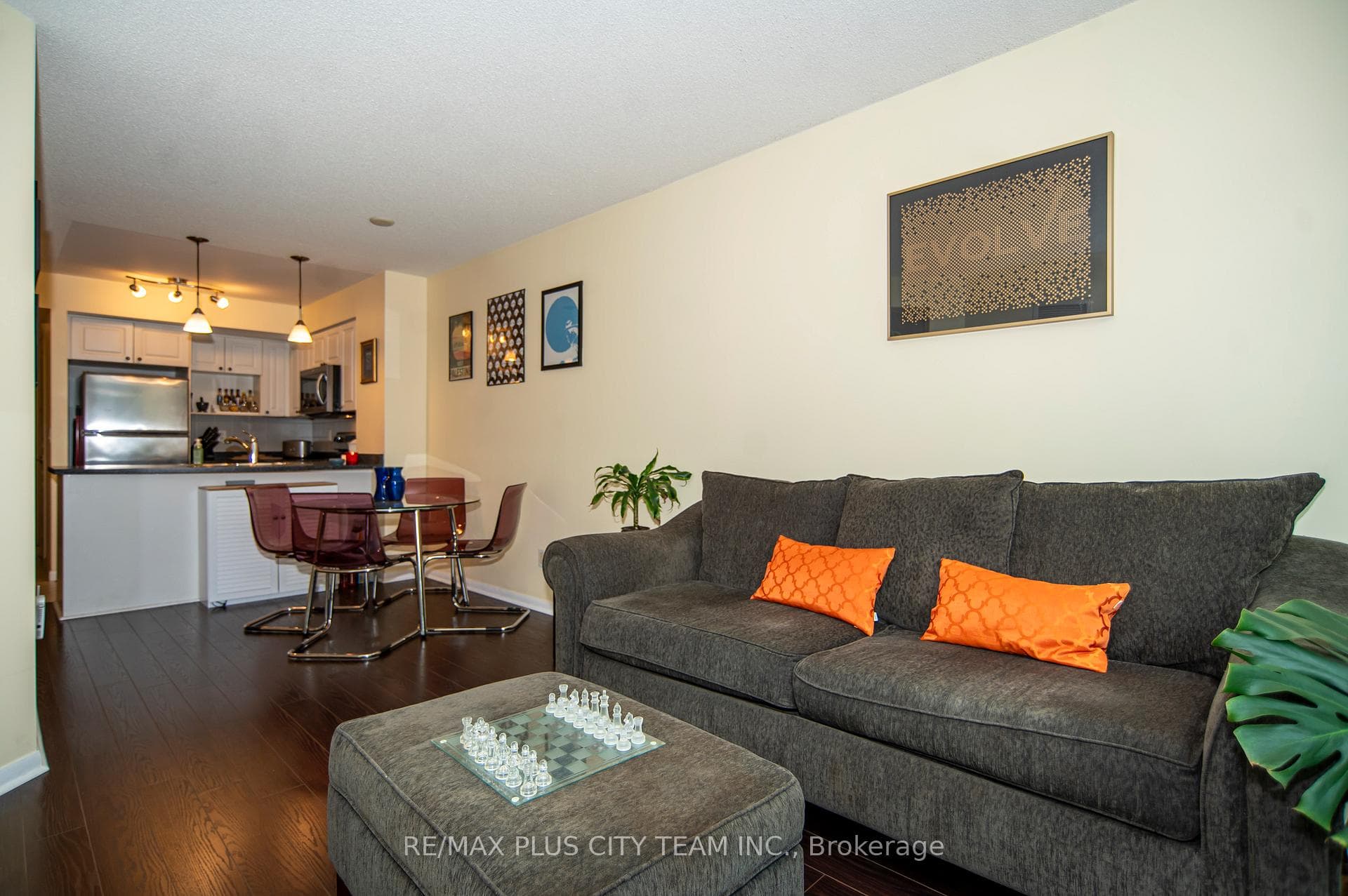 18 Yonge Street Unit 1002 photo 4