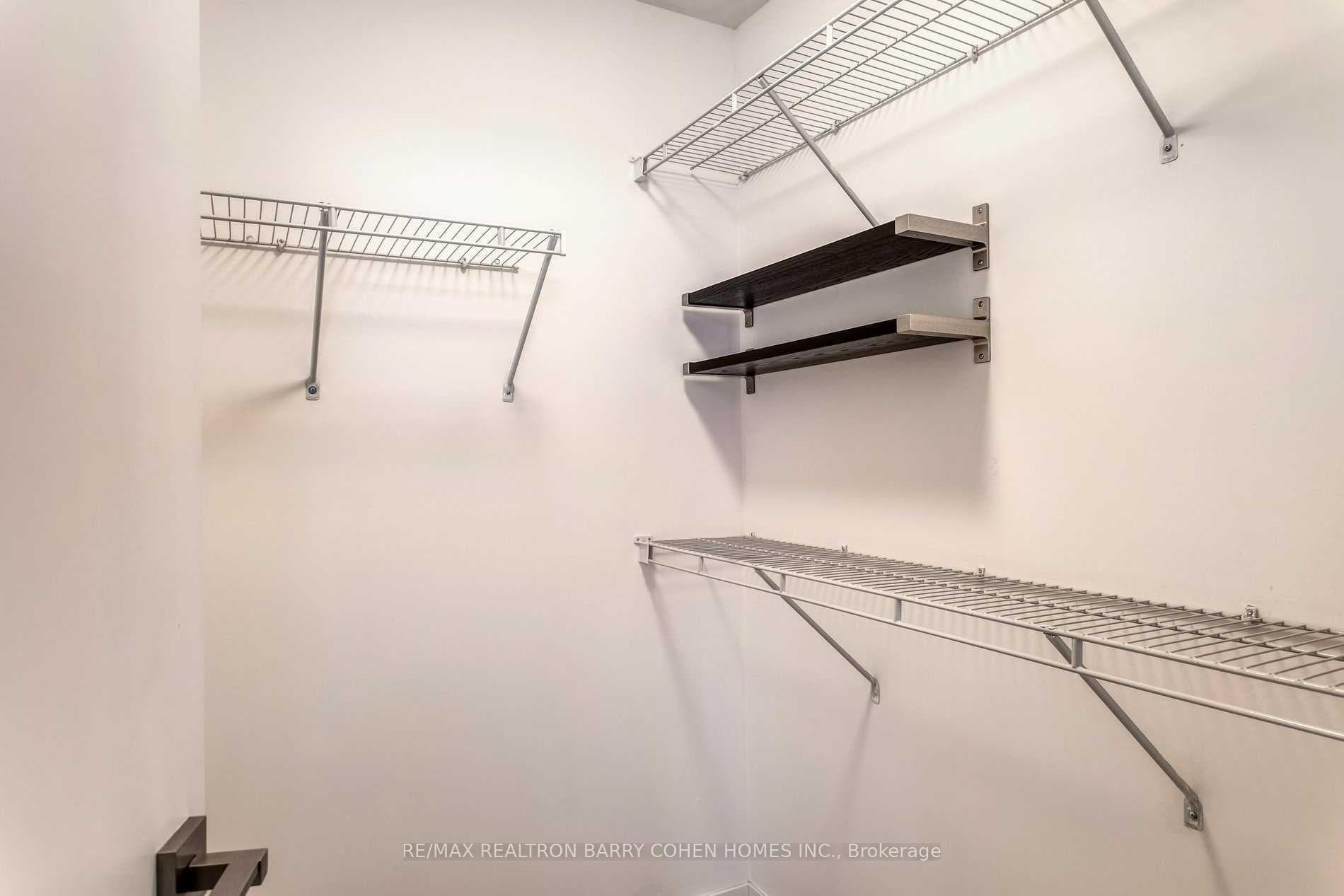 20 Minowan Miikan Lane Unit 2011 photo 12