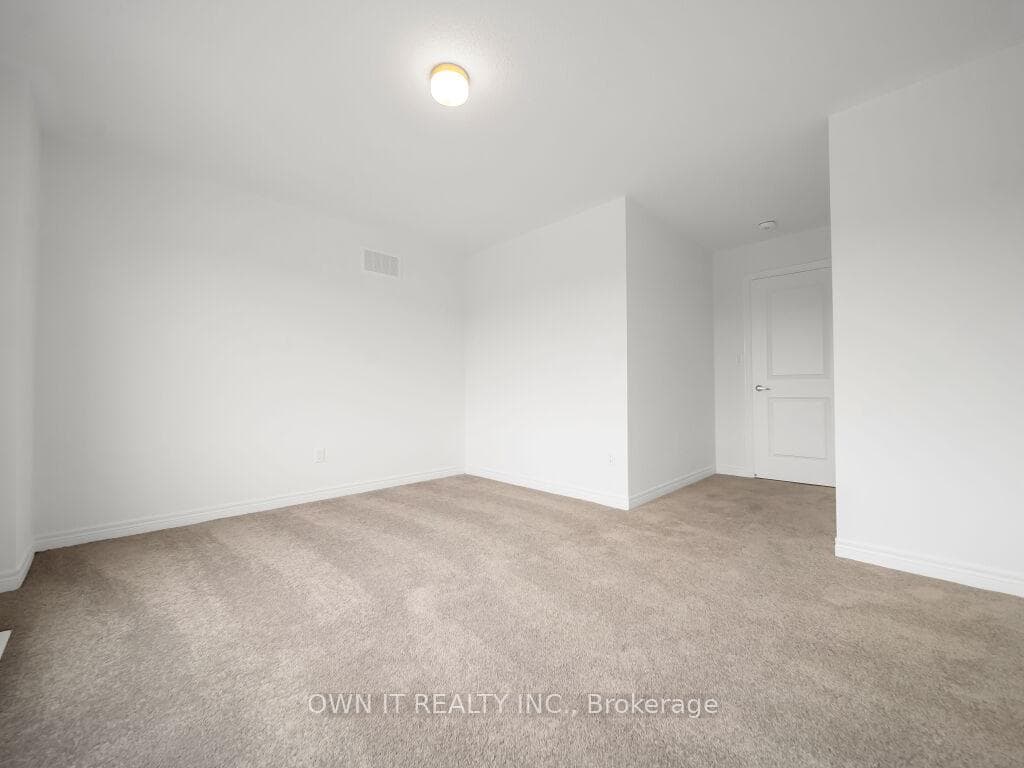 97 Thicketwood Avenue photo 22