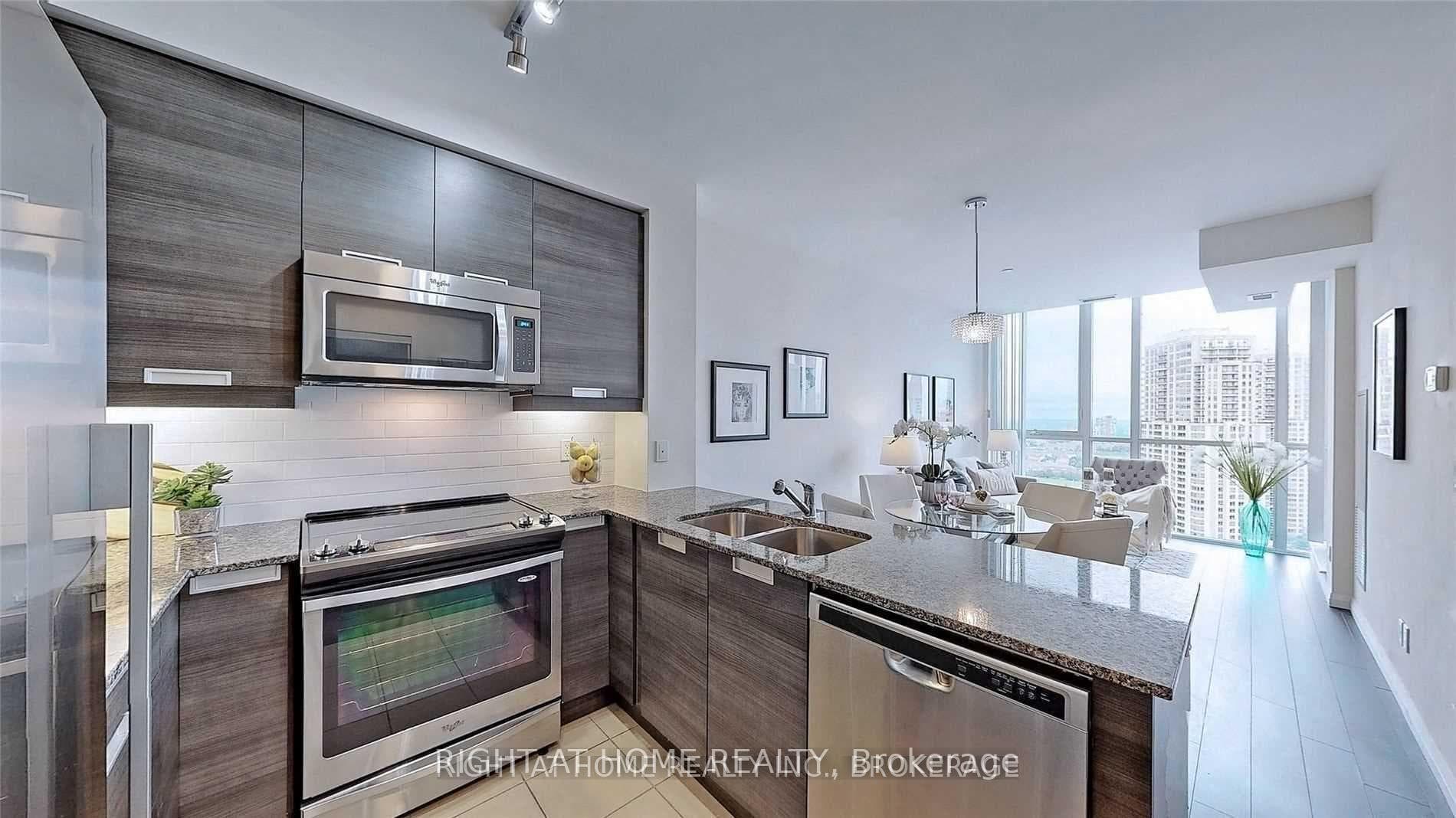 55 Eglinton Avenue Unit 2106 photo 7