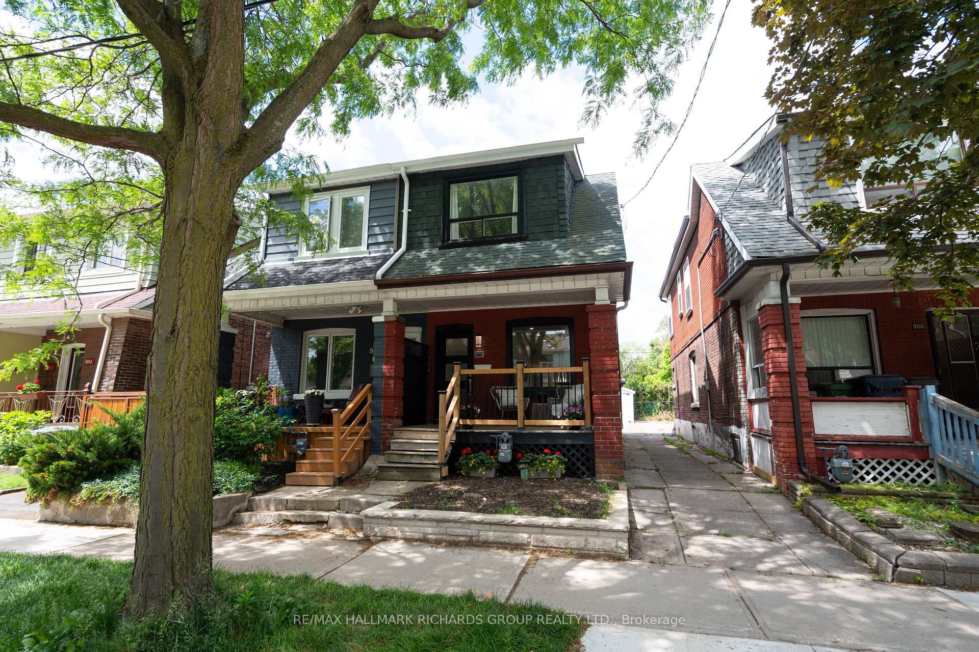 898 Greenwood Avenue photo 1
