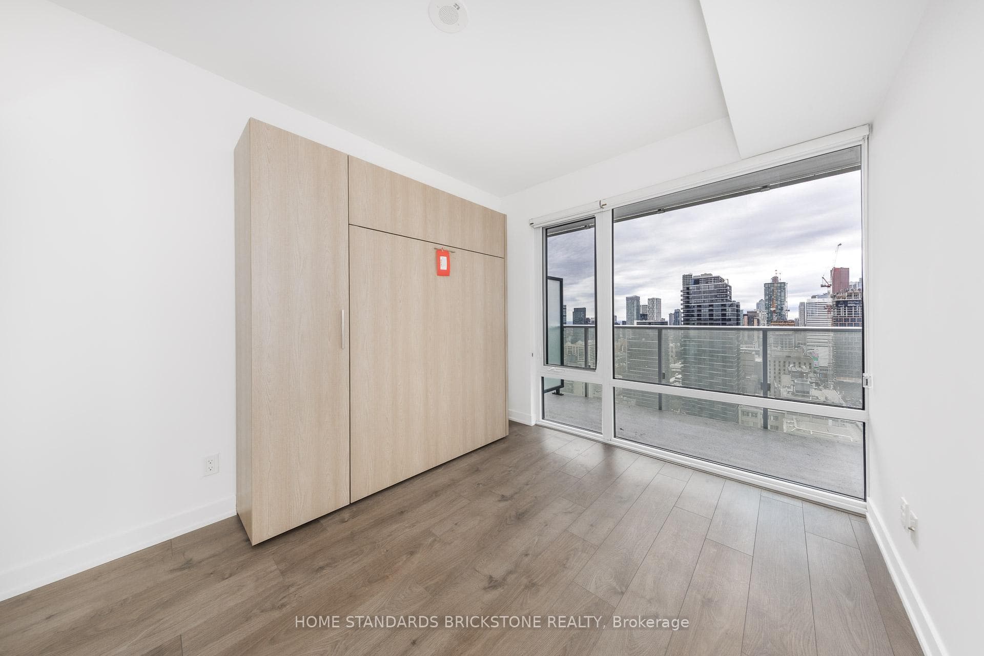 501 Yonge Street Unit 3010 photo 15
