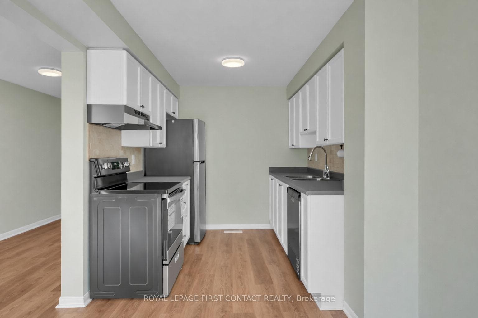 3 Srigley Street photo 24