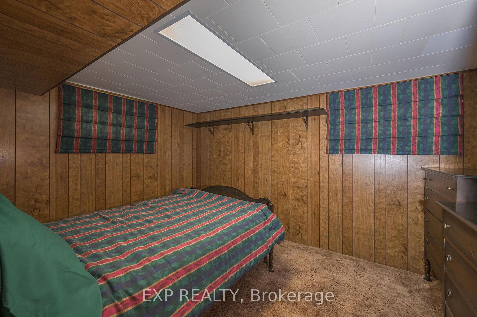 2700 Catherine Street photo 34