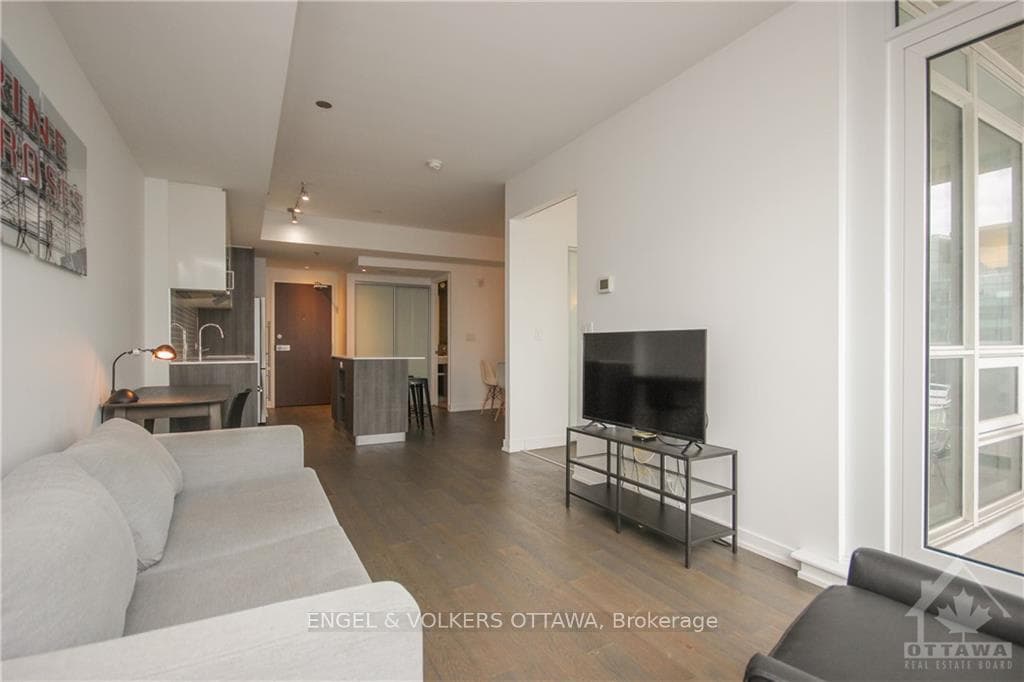199 SLATER Street Unit 2008 photo 7
