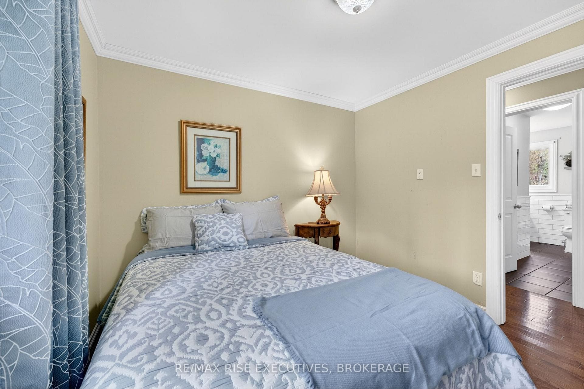 2405 Rideau Ferry Road photo 28