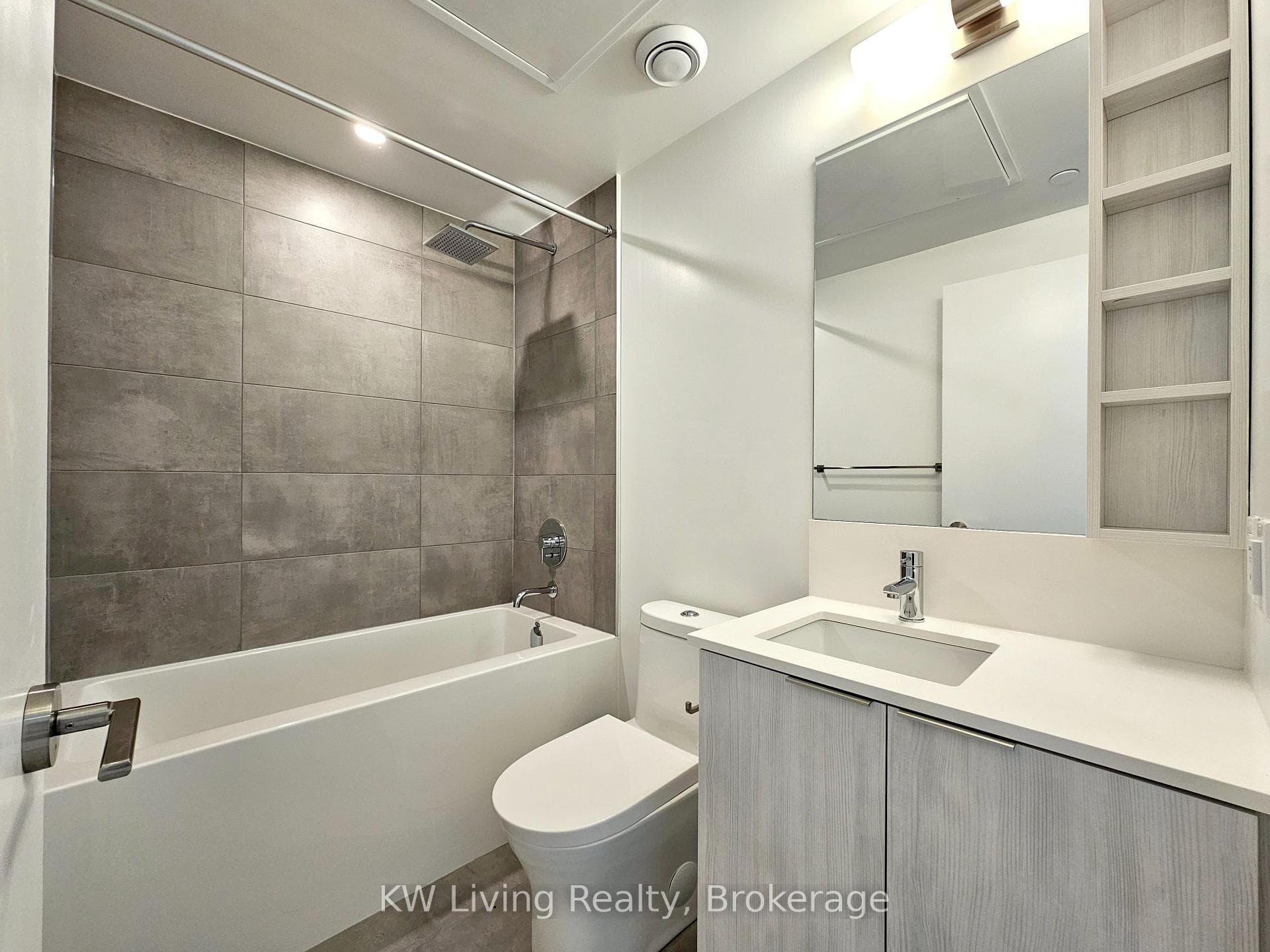8 Wellesley Street Unit 3306 photo 22