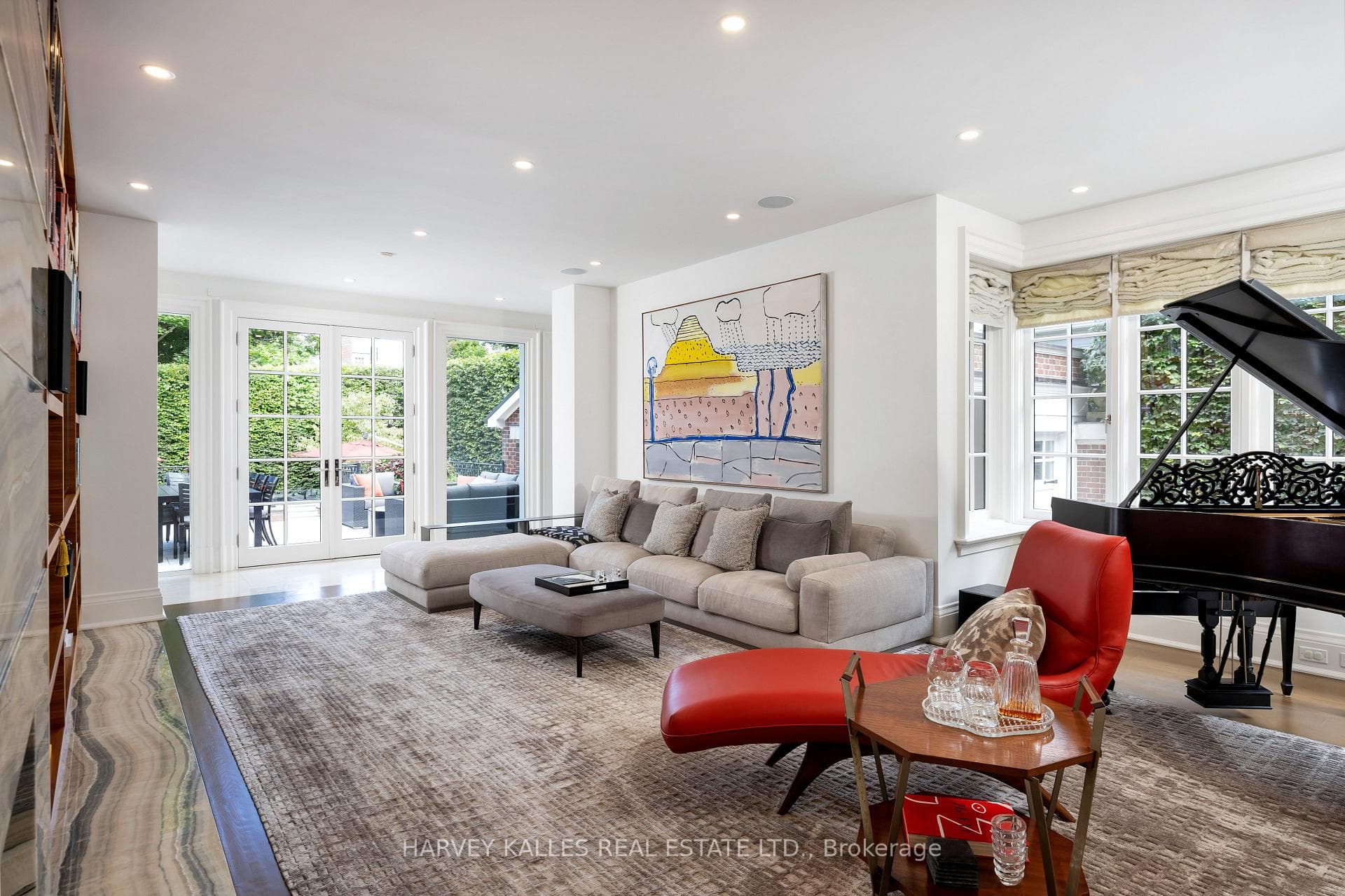 297 Russell Hill Road photo 20