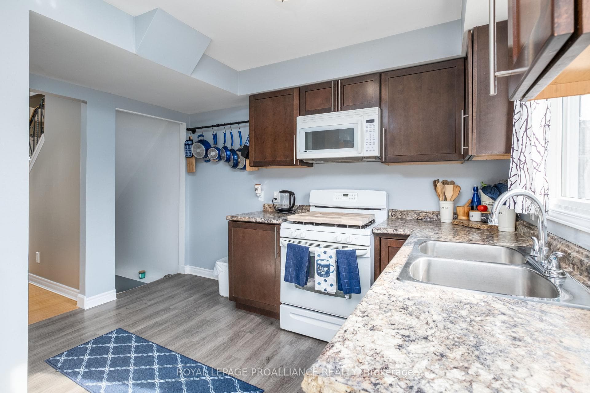 745 Ridley Drive photo 15
