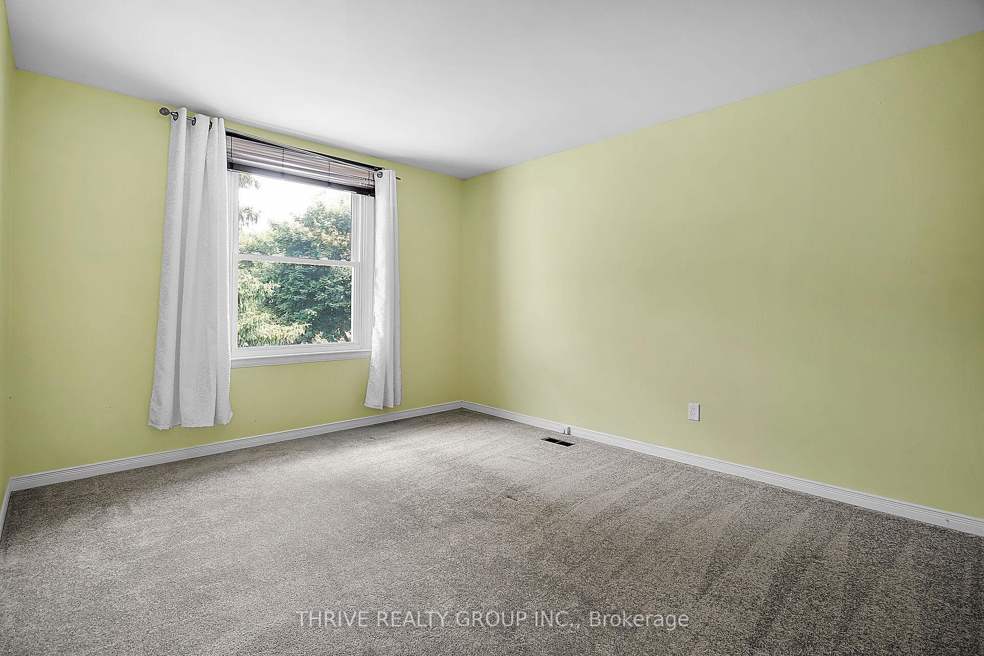 663 Woodcrest Boulevard photo 19