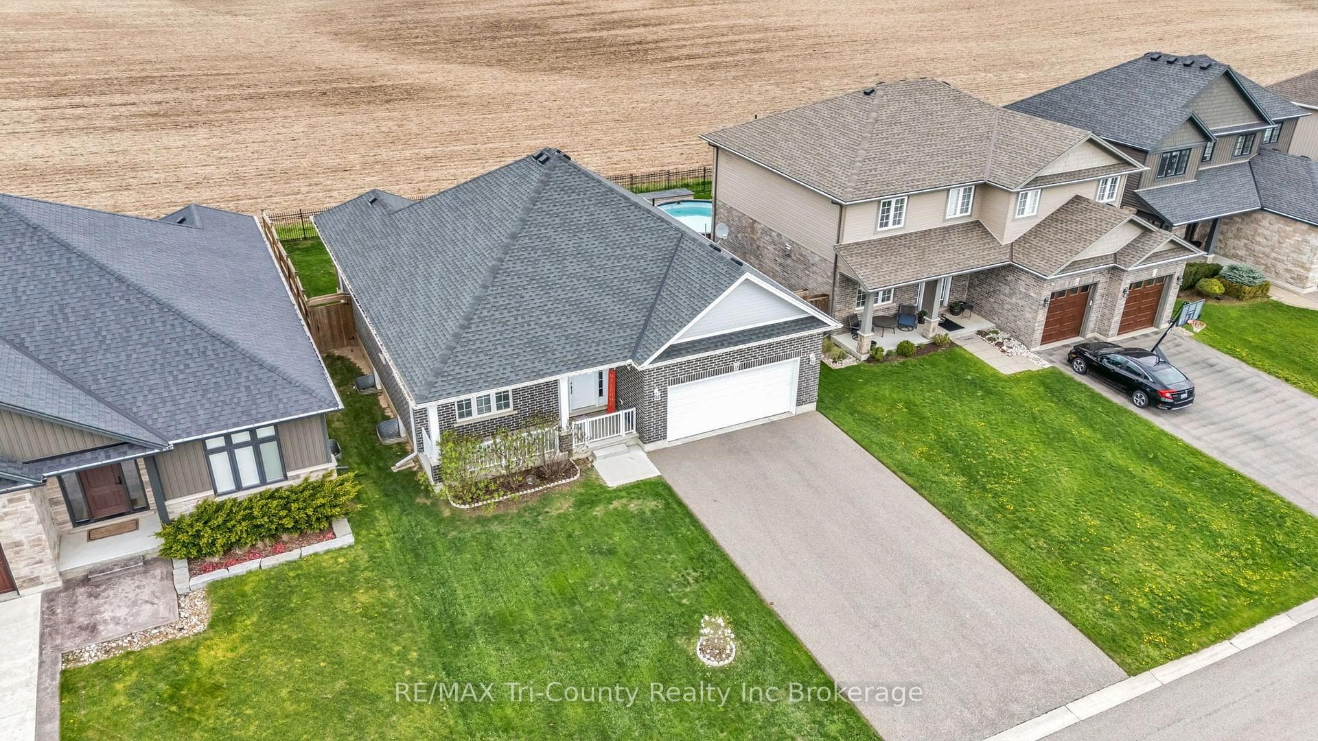 18 Crocus Avenue photo 42