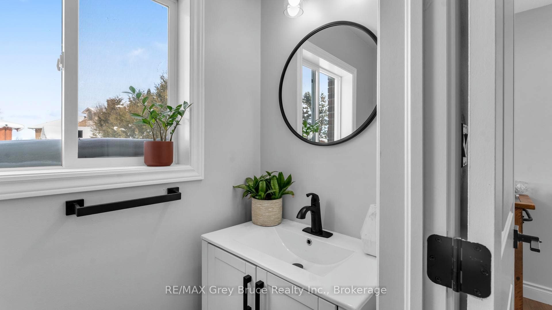 17 Bradley Street photo 15