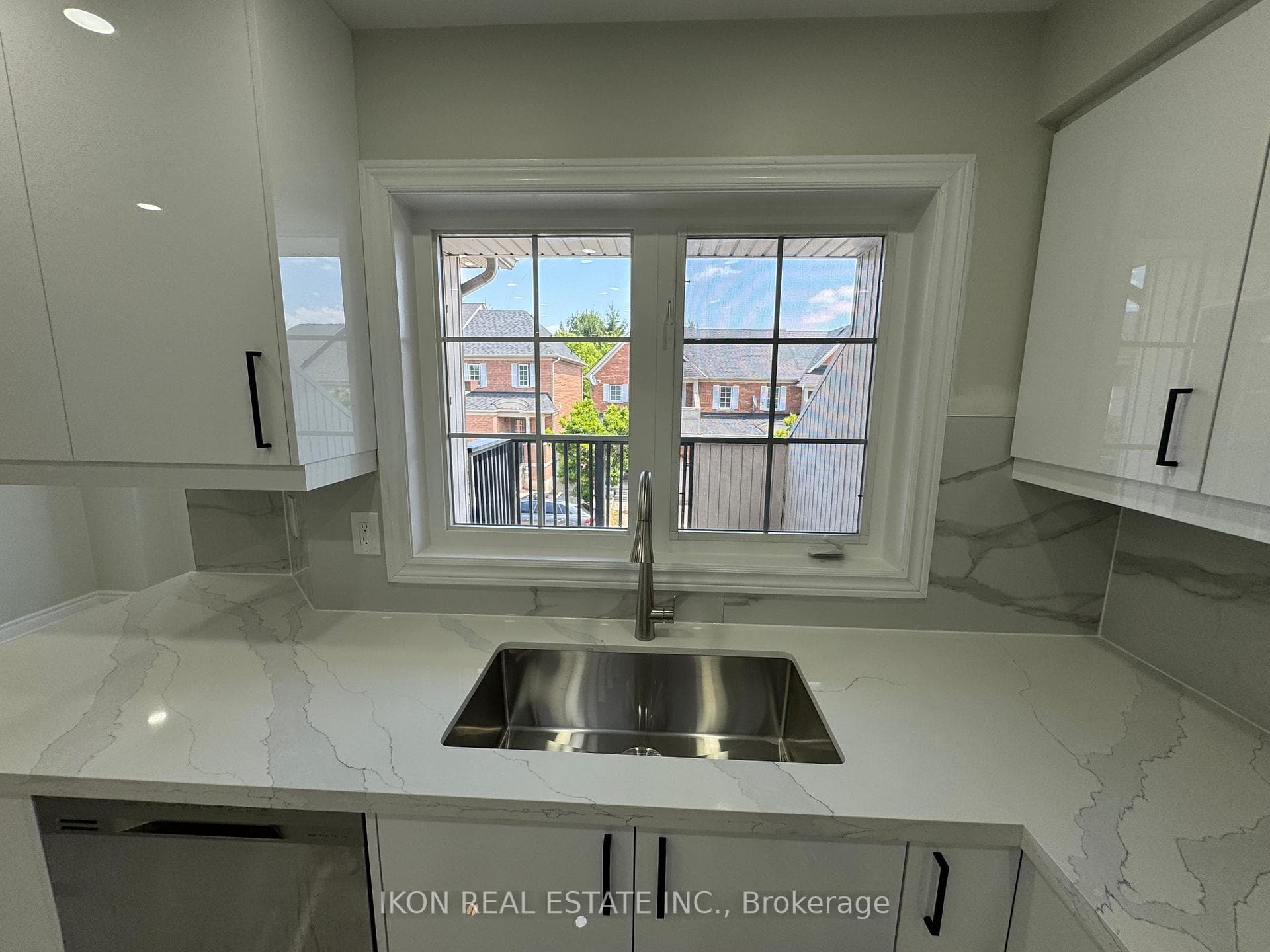67 Sprucedale Way photo 17