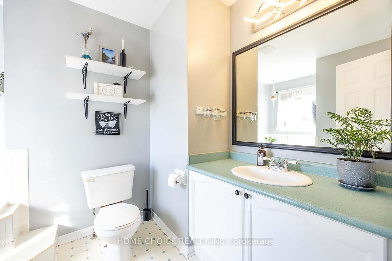 30 Edgerton Drive photo 23