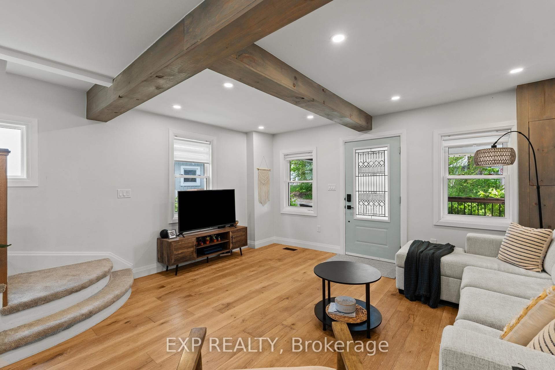 226 Lincoln Road photo 11